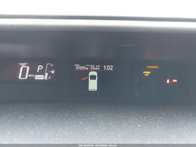 JTDKDTB35H1596444 Toyota Prius C Two