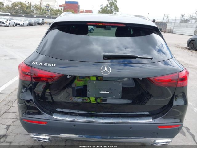 W1N4N4GB6SJ672085 Mercedes-Benz GLA 250