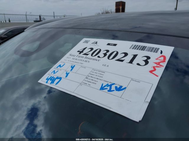 W1N4N4GB6SJ672085 Mercedes-Benz GLA 250