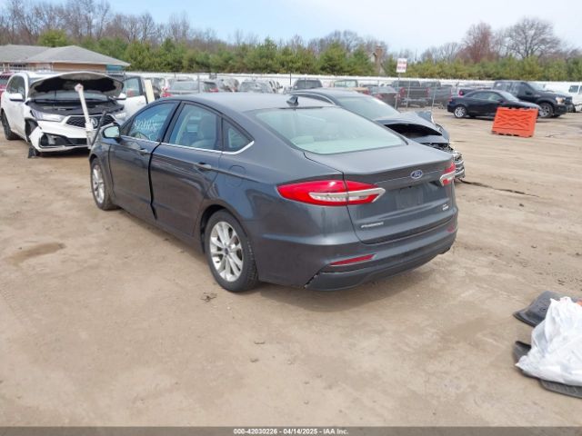 3FA6P0HD1KR164556 Ford FUSION SE