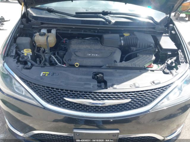 2017 CHRYSLER PACIFICA 2C4RC1BG8HR747765 Photo 9