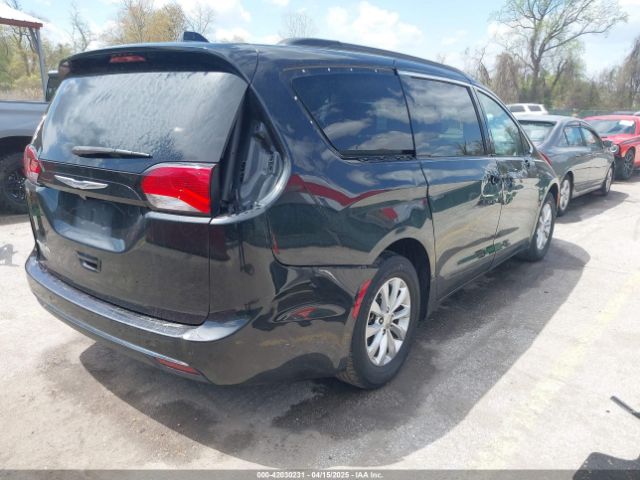 2C4RC1BG8HR747765 Chrysler Pacifica Touring-l