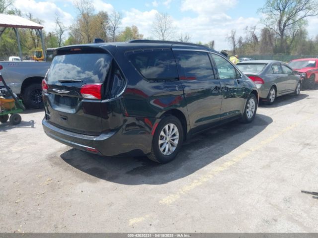2017 CHRYSLER PACIFICA 2C4RC1BG8HR747765 Photo 3