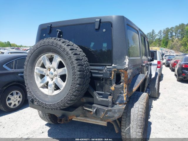 1C4BJWEGXEL317725 Jeep Wrangler Unlimited Sahara