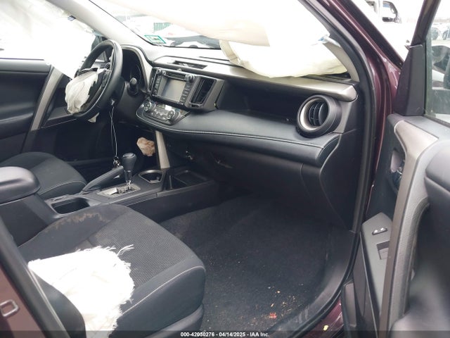 2T3RFREV5JW811742 Toyota Rav4 Xle