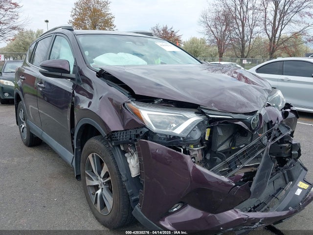 2T3RFREV5JW811742 Toyota Rav4 Xle