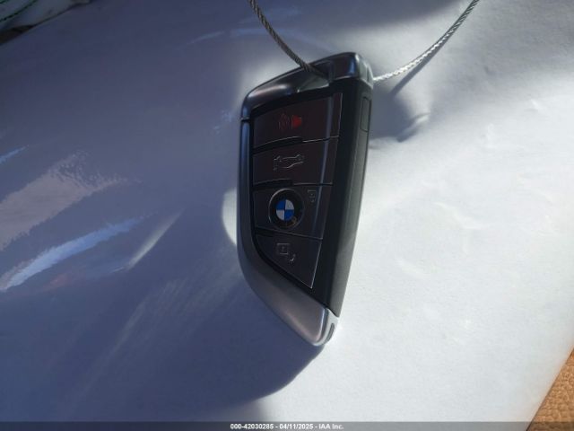WBAJA7C3XHG906625 BMW 530i Xdrive