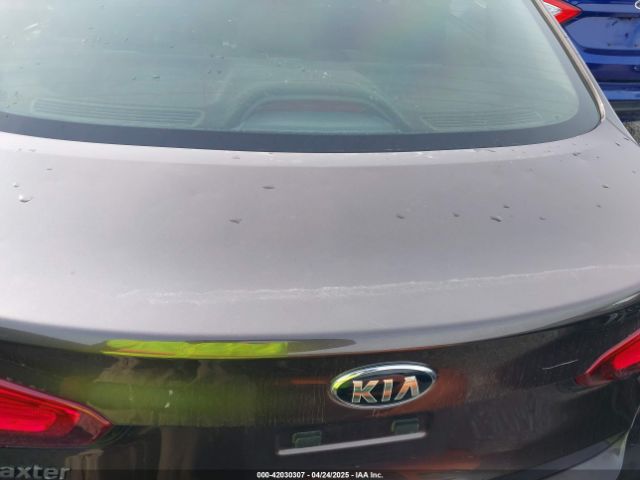 3KPFK4A71HE056667 KIA FORTE LX