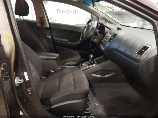 3KPFK4A71HE056667 KIA FORTE LX