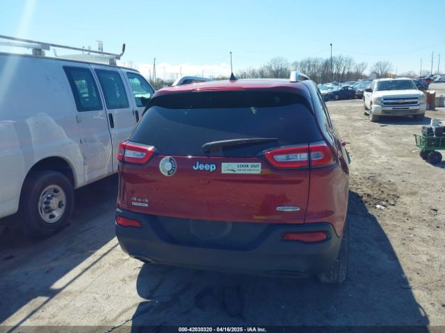 1C4PJMCB6GW111885 Jeep Cherokee Latitude