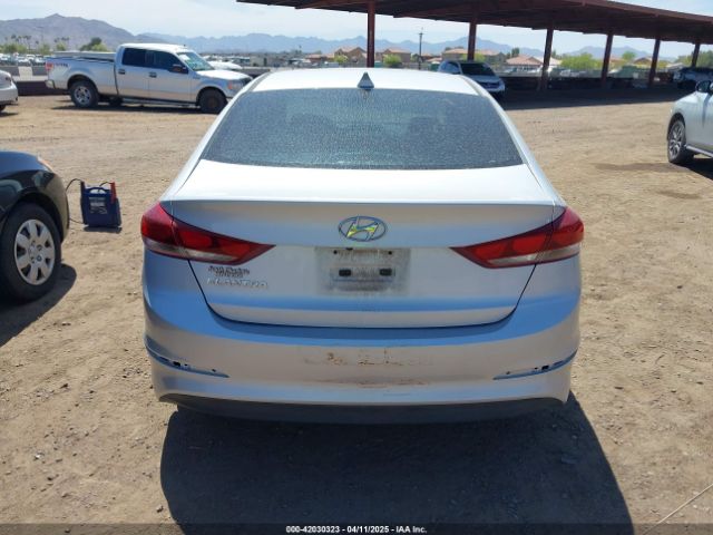 KMHD84LF5HU245927 Hyundai ELANTRA SE