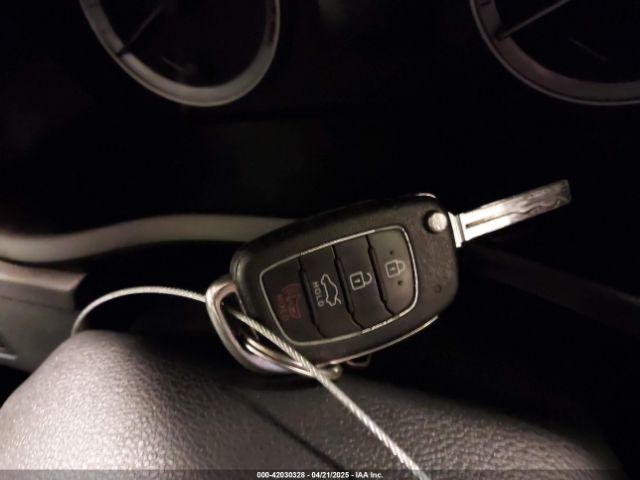 5NPE24AF6JH699259 Hyundai SONATA SE