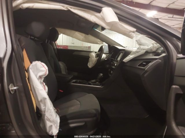 5NPE24AF6JH699259 Hyundai SONATA SE