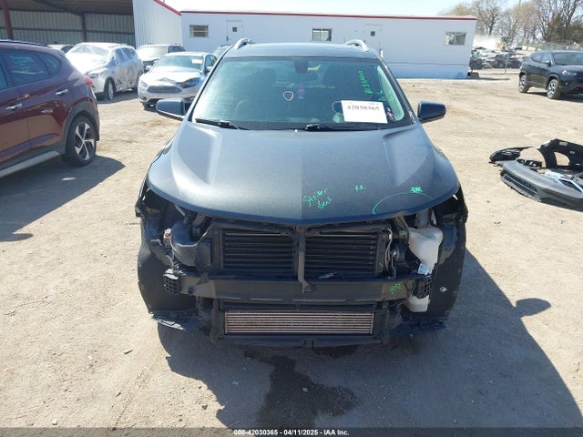 2GNAXSEV0J6290269 Chevrolet EQUINOX LT
