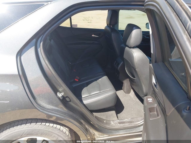 2GNAXSEV0J6290269 Chevrolet EQUINOX LT