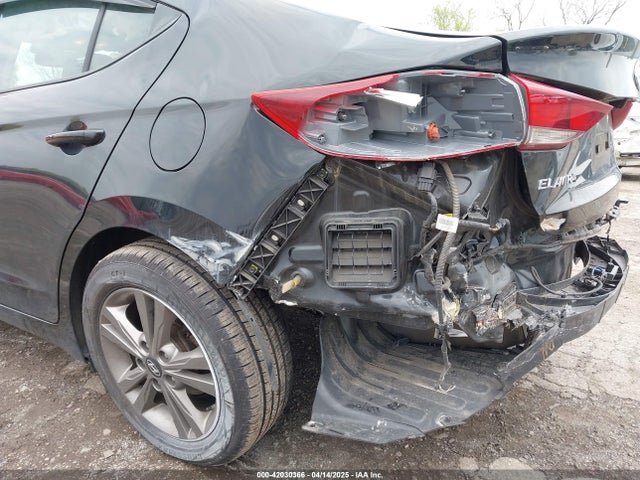 5NPD84LF2JH278405 Hyundai mpi nu
