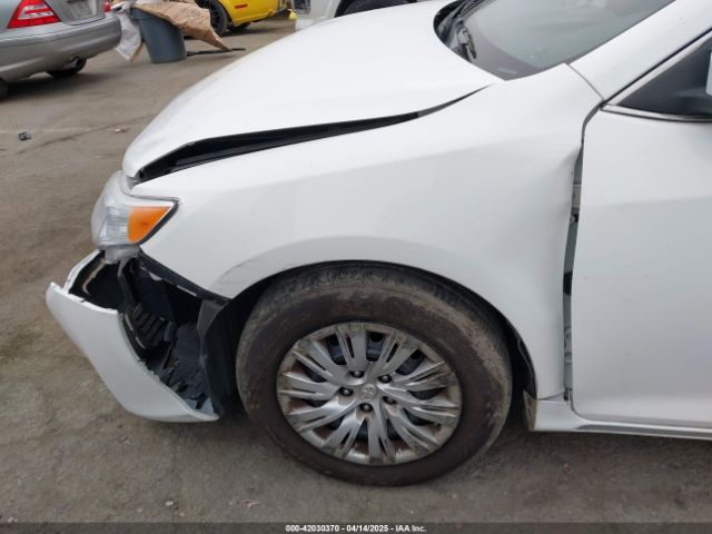 4T4BF1FK1ER416128 Toyota CAMRY LE
