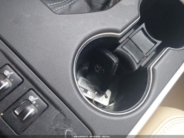 4T1BF1FK8FU973825 Toyota CAMRY XLE