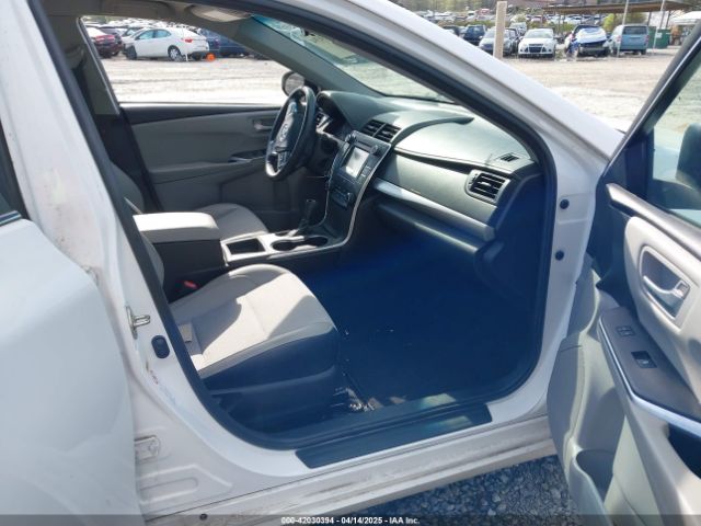 4T1BF1FK5HU806759 Toyota CAMRY SE
