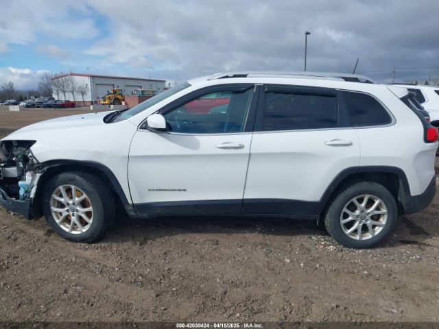 1C4PJLCB4GW287862 Jeep Cherokee Latitude