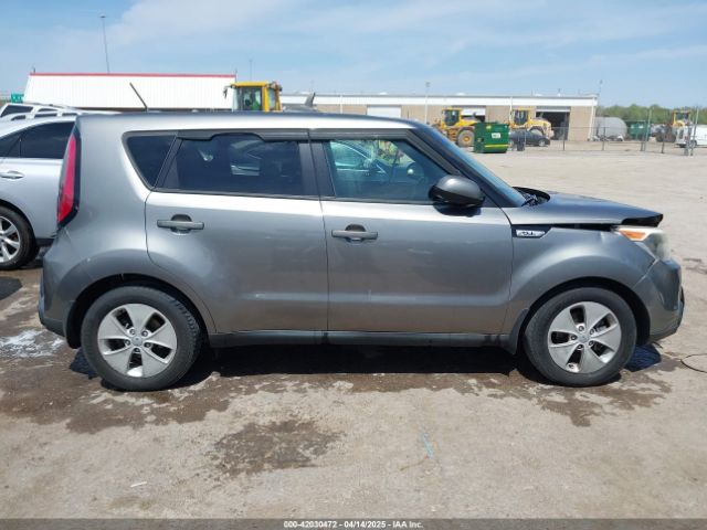 KNDJN2A27F7208331 KIA Soul