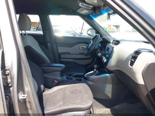 KNDJN2A27F7208331 KIA Soul