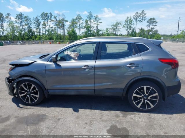 JN1BJ1CP5HW008403 Nissan Rogue Sport Sl