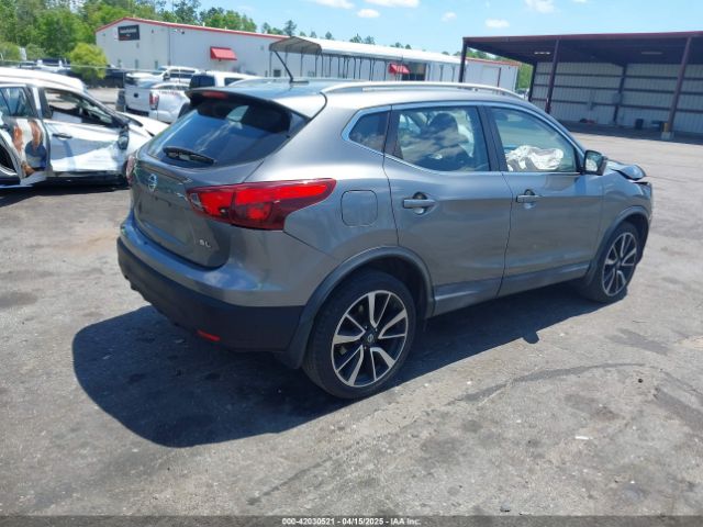 JN1BJ1CP5HW008403 Nissan Rogue Sport Sl