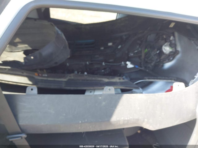 KNDCE3LG9N5146643 KIA Niro