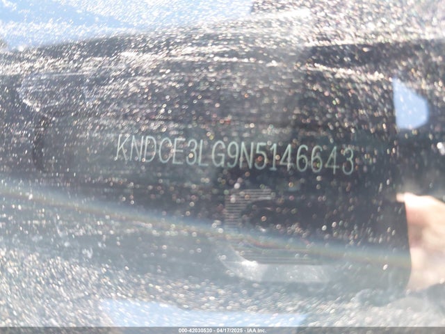 KNDCE3LG9N5146643 KIA Niro