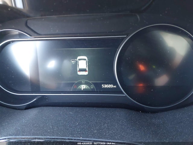 KNDCE3LG9N5146643 KIA Niro