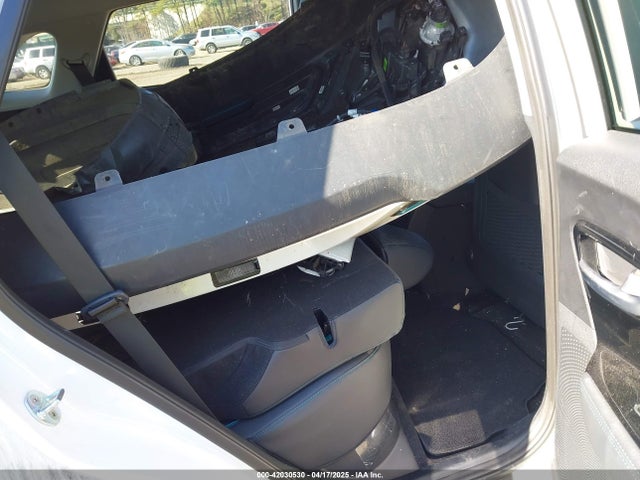 KNDCE3LG9N5146643 KIA Niro