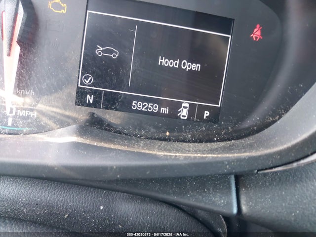 KL7CJPSB9KB810930 Chevrolet Trax Lt