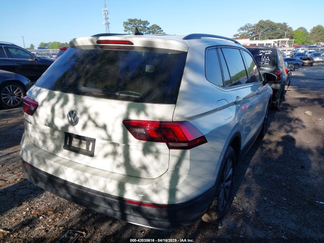3VV1B7AX5LM010741 Volkswagen Tiguan 2.0t S