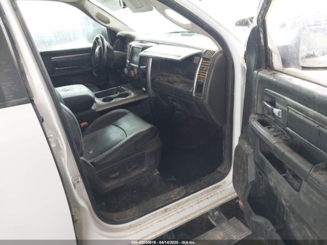 2017 RAM 1500 1C6RR7MT7HS850547 Photo 4