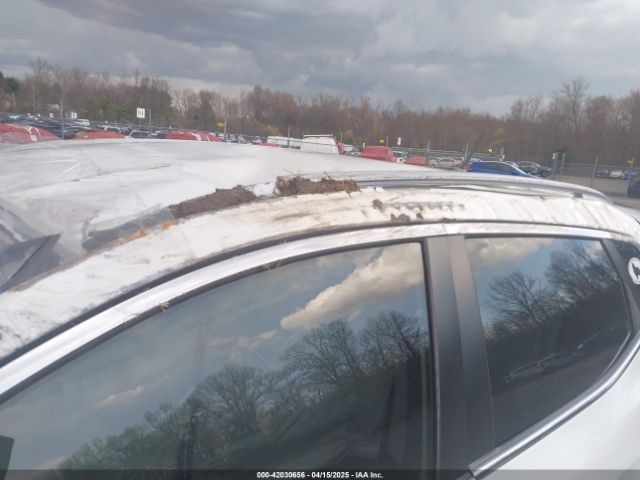JN1BJ1CP3JW103922 Nissan Rogue Sport Sl
