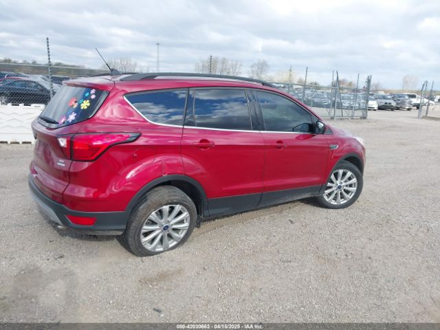 1FMCU0HD7KUB50333 Ford ESCAPE SEL