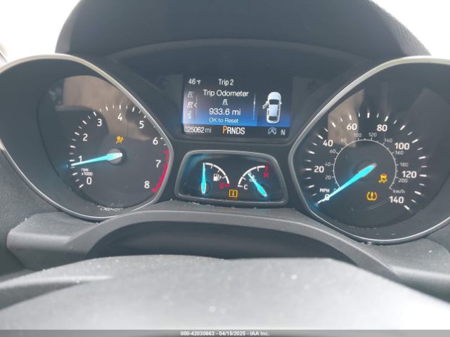 1FMCU0HD7KUB50333 Ford ESCAPE SEL