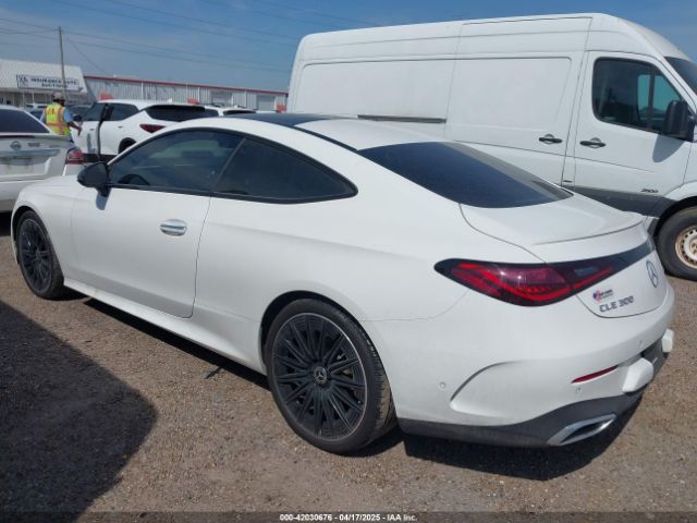 W1KMJ4HB6RF031846 Mercedes-Benz Cle Cle 300