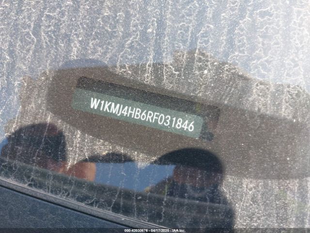 W1KMJ4HB6RF031846 Mercedes-Benz Cle Cle 300