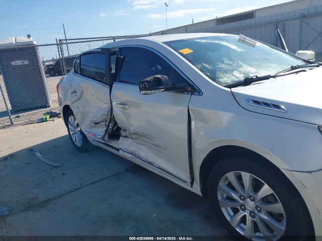 1G4GB5GR2EF165980 Buick Lacrosse Leather Group