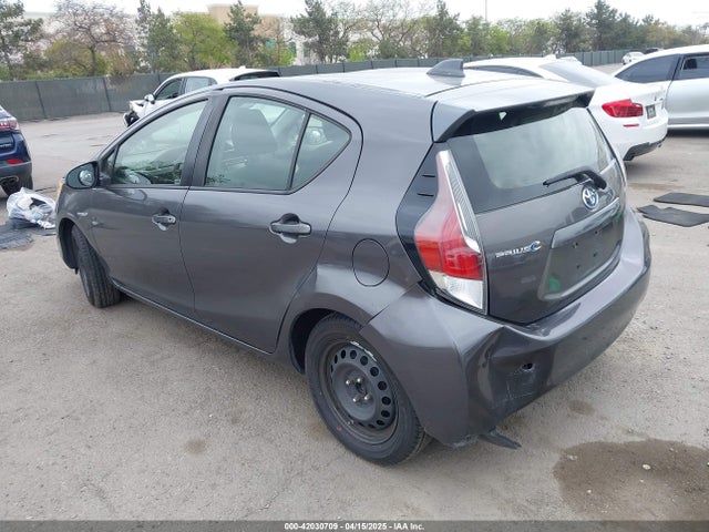 JTDKDTB36G1136515 Toyota Prius C Two