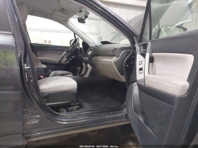 JF2SJAAC1JH515761 Subaru Forester 2.5i