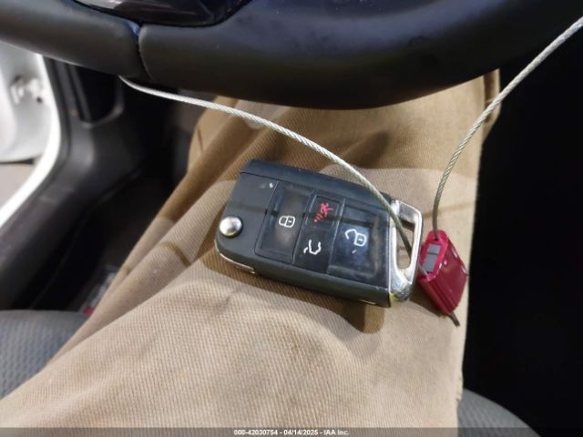 WVWKR7AU2KW907826 Volkswagen E-golf Se