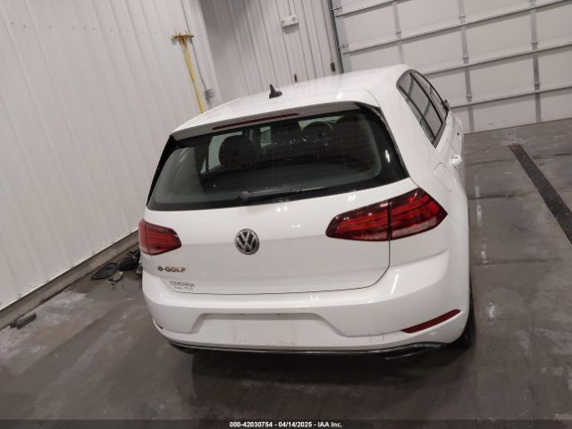 WVWKR7AU2KW907826 Volkswagen E-golf Se