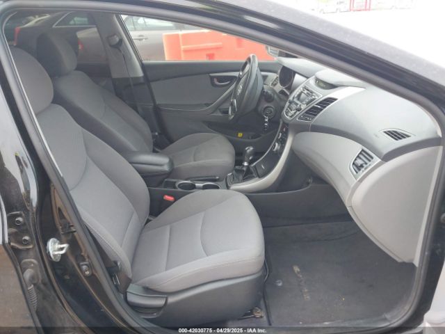 KMHDH4AE4GU599673 Hyundai ELANTRA SE