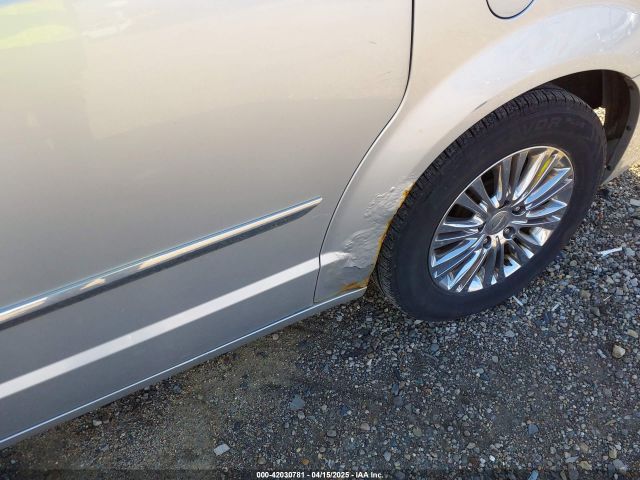 2011 CHRYSLER TOWN & COUNTRY 2A4RR6DG0BR610491 Photo 5