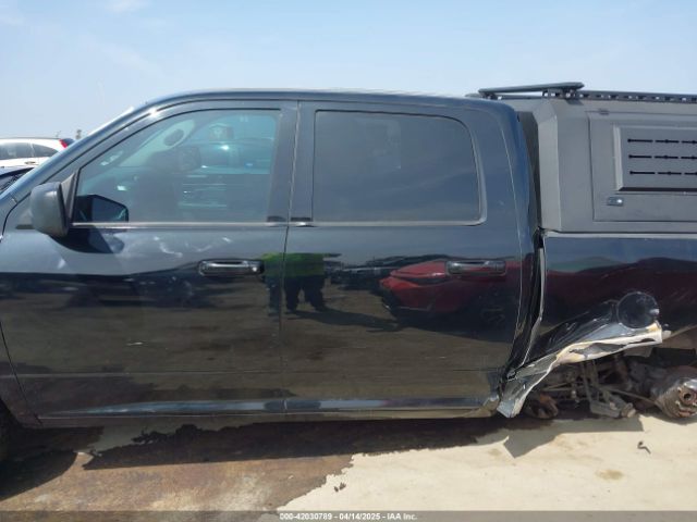 1C6RR7TT7KS646226 RAM 1500 Classic Slt  4x4 6'4 Box