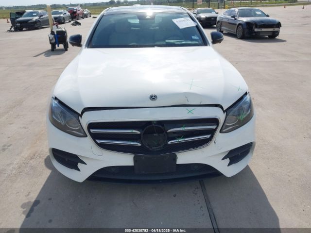 WDDZF4JBXKA504054 Mercedes-Benz E 300