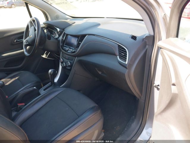3GNCJLSBXLL322296 Chevrolet Trax Fwd Lt